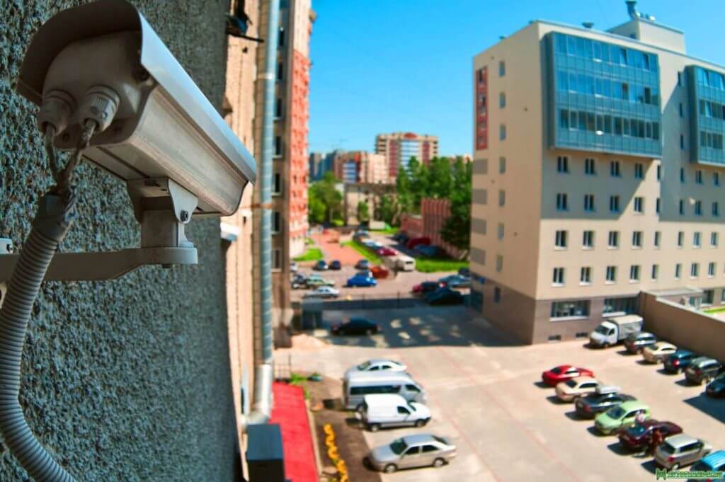 benefits of surveillance cameras at public places