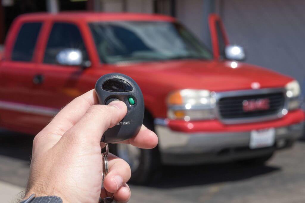 BEST ANTI-THEFT LOCKING DEVICES FOR CAR SAFETY