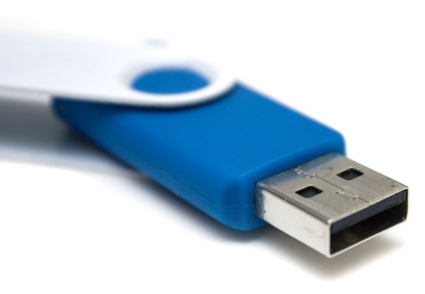 How to password protect USB drive on windows 7?